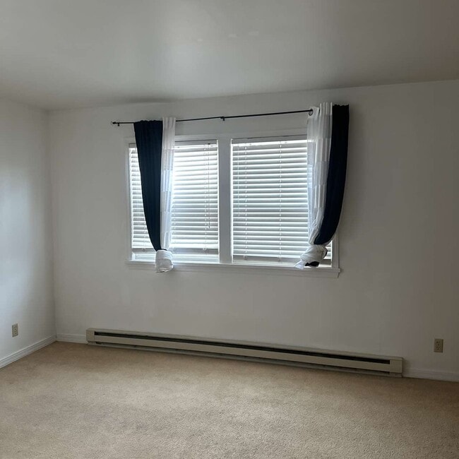 Building Photo - 1070 Elk Run Ln