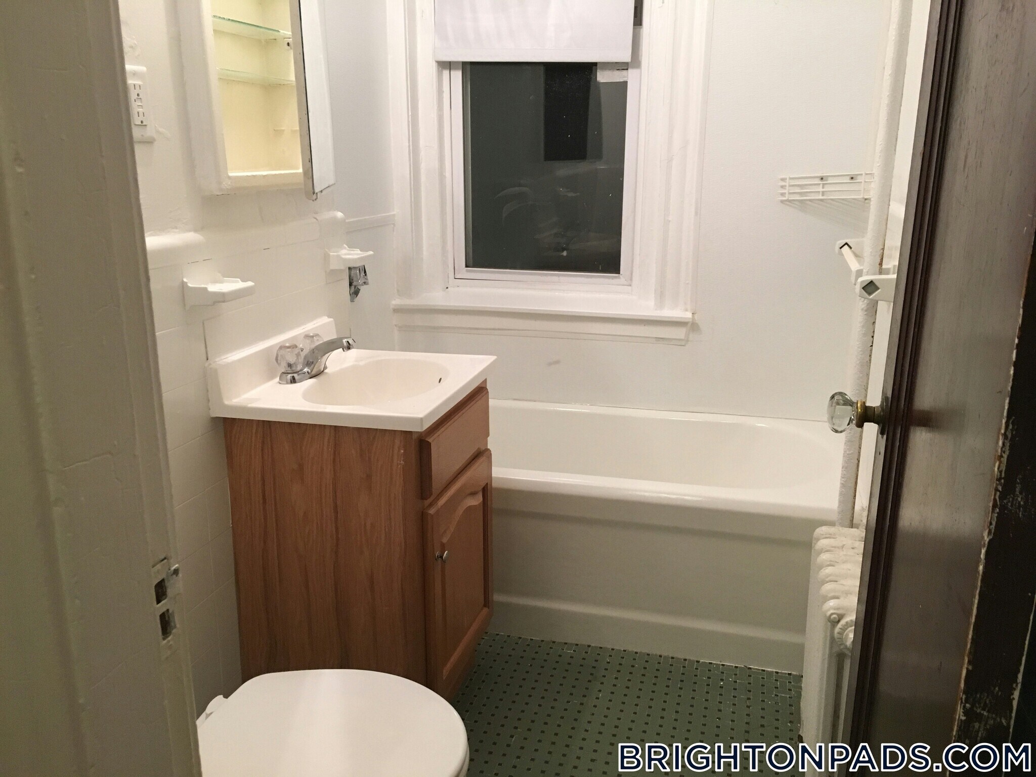 Building Photo - 66 Chiswick Rd