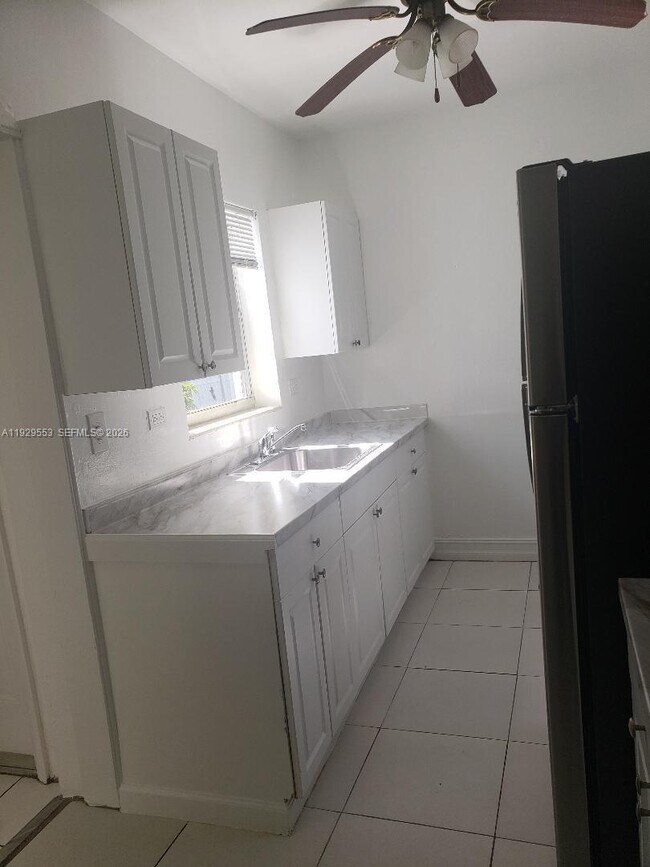 Building Photo - 2149 NE 179th St