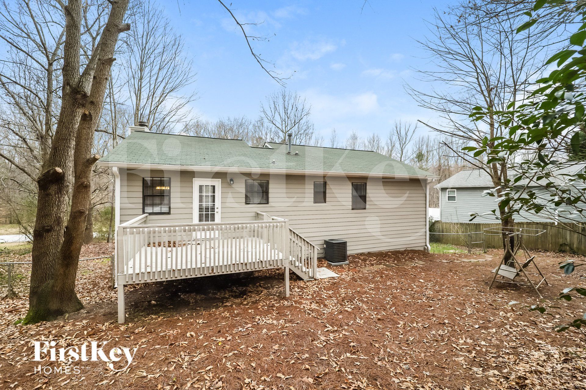 Building Photo - 3980 Willow Ridge Rd