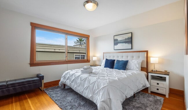 Building Photo - 173 Aloha St