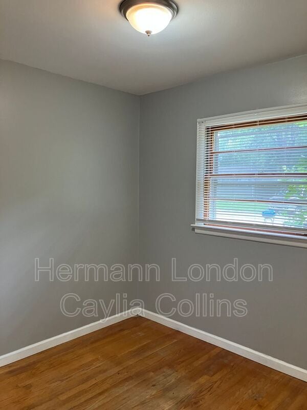 Building Photo - 1451 Fairmeadows Ln
