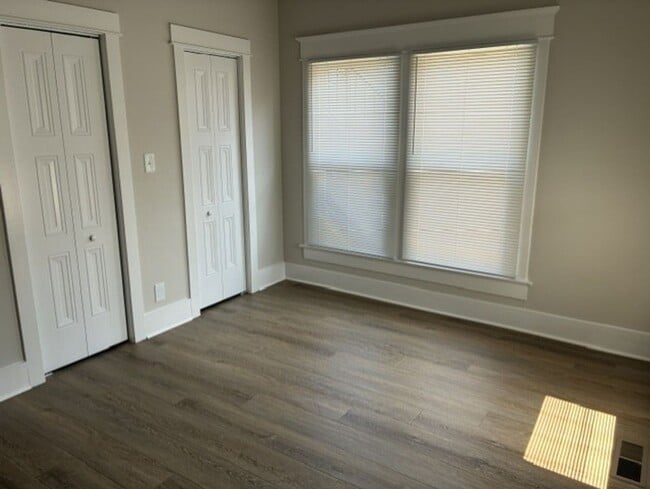 Building Photo - Adorable one bed, one bath!!!
