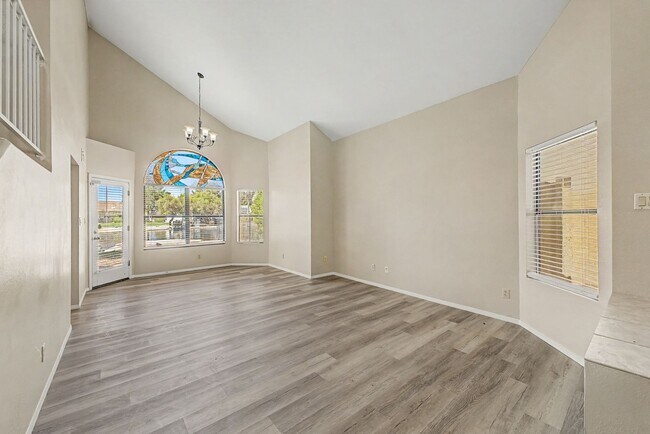 Building Photo - 184 S Willow Creek St