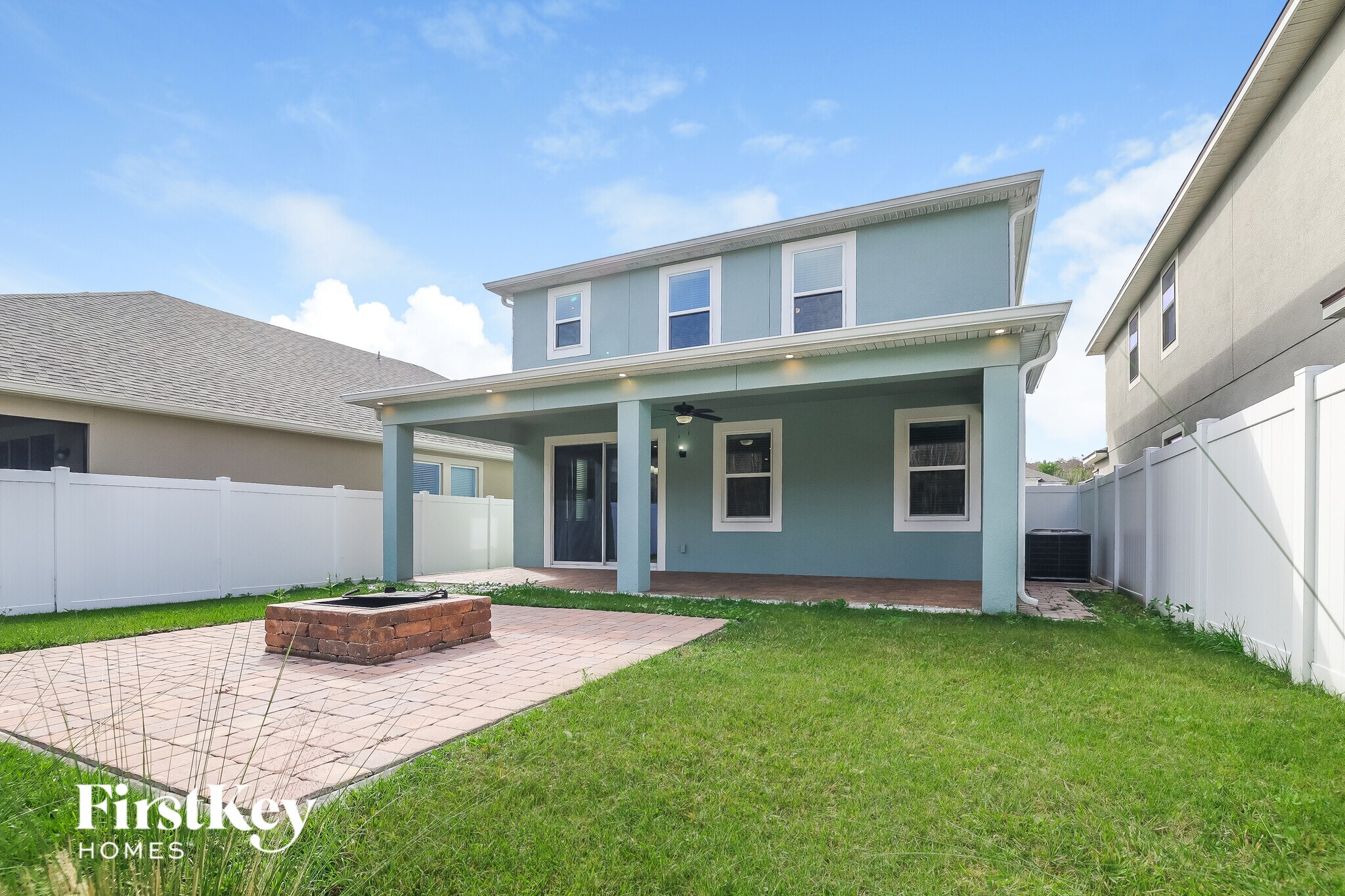Building Photo - 2412 Riverbank Cv