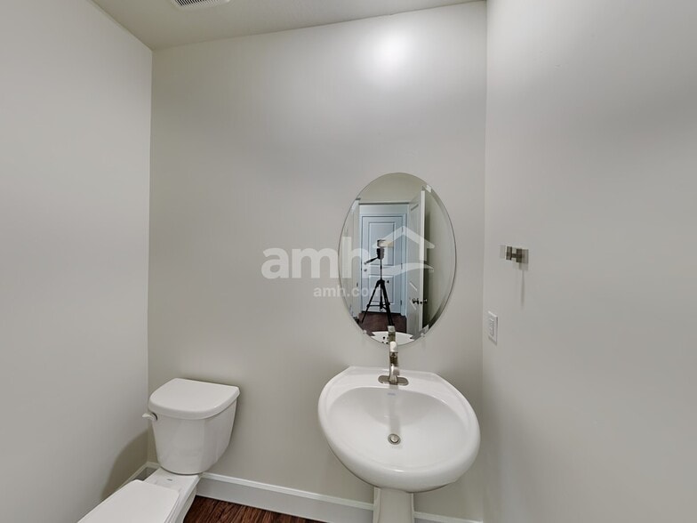 Building Photo - 2686 W 3290 S