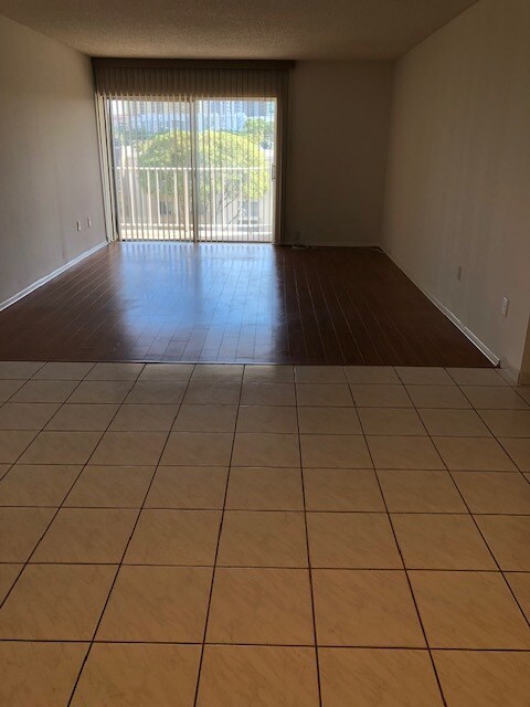 Building Photo - 7725 SW 86th St