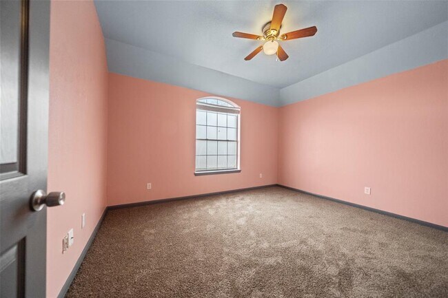 Building Photo - 13909 Stonewood Ct