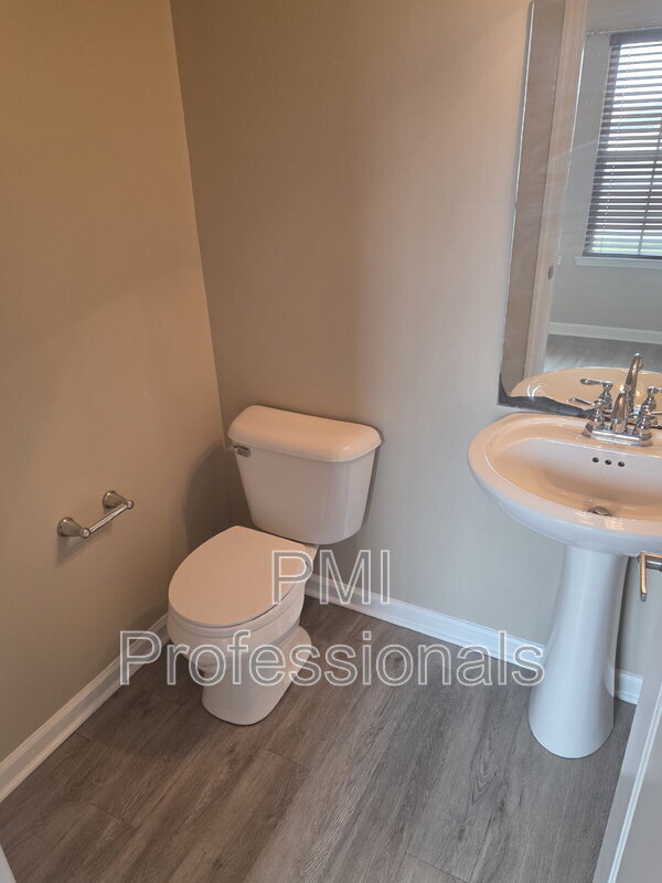 Building Photo - 4109 George Buchanan