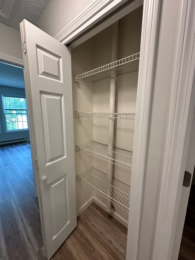 Building Photo - 45 Baxter Woods Trl