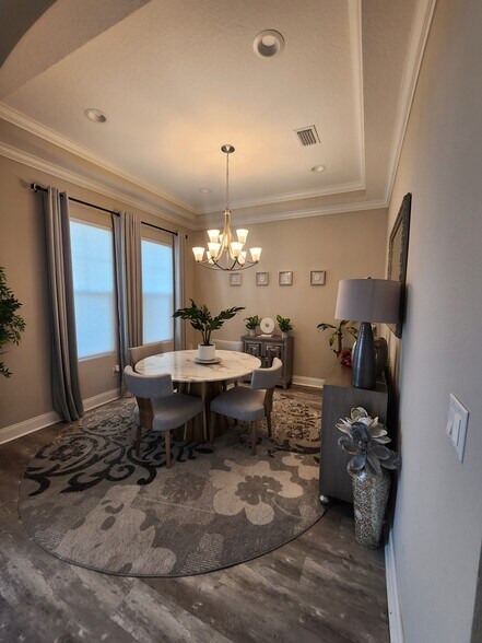 Building Photo - 4114 N Nebraska Ave