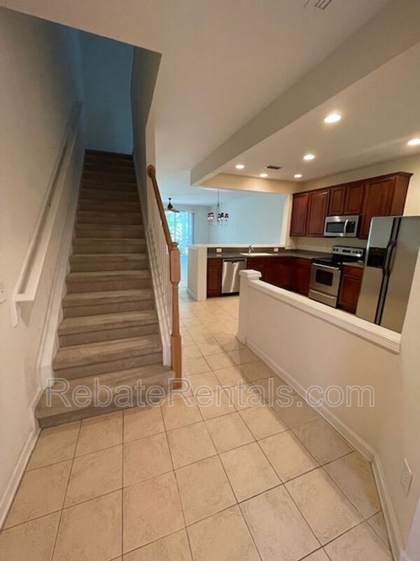 Building Photo - 13475 Stone Pond Dr