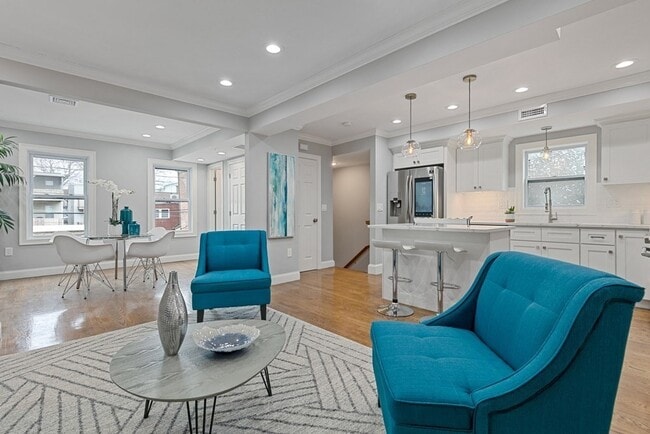 Building Photo - 46 7th St