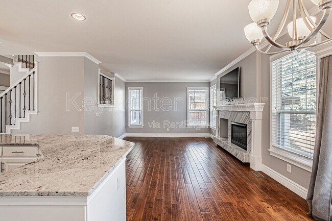 Building Photo - 3753 E Mallard St