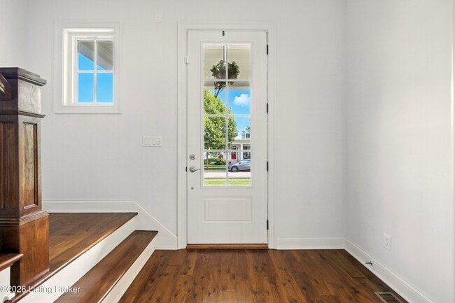 Building Photo - 8707 Featherbell Blvd