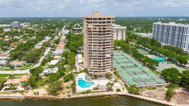 Building Photo - 11113 Biscayne Blvd