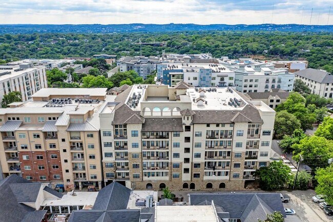 Building Photo - PRELEASE 8/15/25 WEST CAMPUS PENTHOUSE  2/2 + Loft, 2 parking