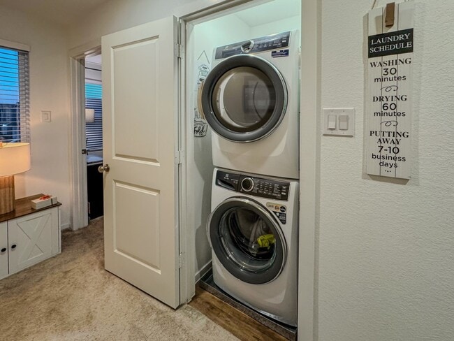 Building Photo - 21531 Carosella Dr