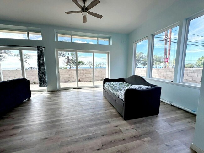 Building Photo - 87-1450 Farrington Highway, Unit Ocean side