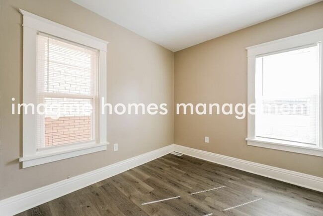 Building Photo - Charming 3 Bedroom Home in Morningside!