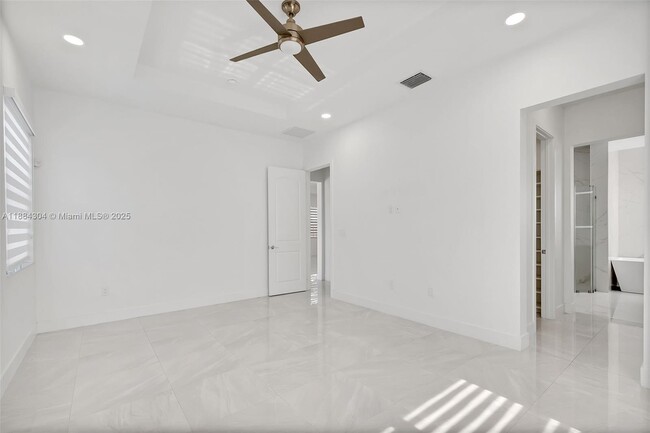 Building Photo - 14932 SW 175th St