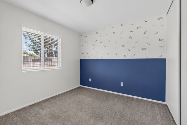 Building Photo - 263 Greenbriar Ct