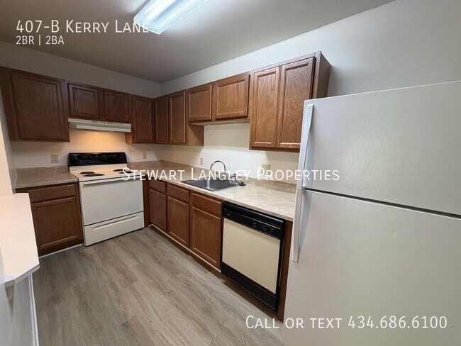 Building Photo - 407 Kerry Ln