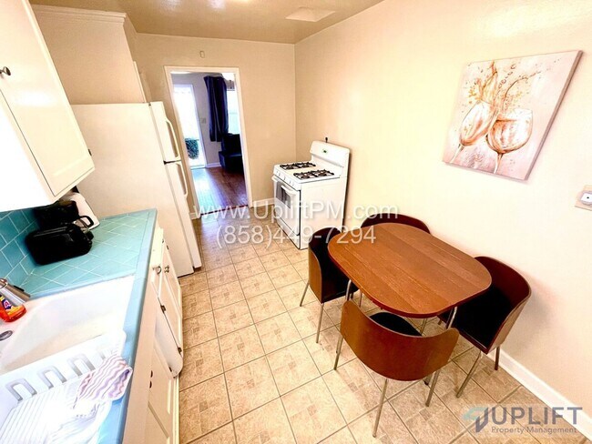 Building Photo - 4120 Gamma St