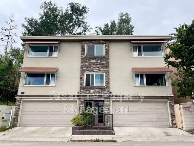 Building Photo - 3504 Wilshire Terrace