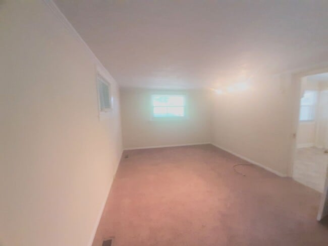 Building Photo - 3 Bedroom, 2 Bathroom Home in Durham