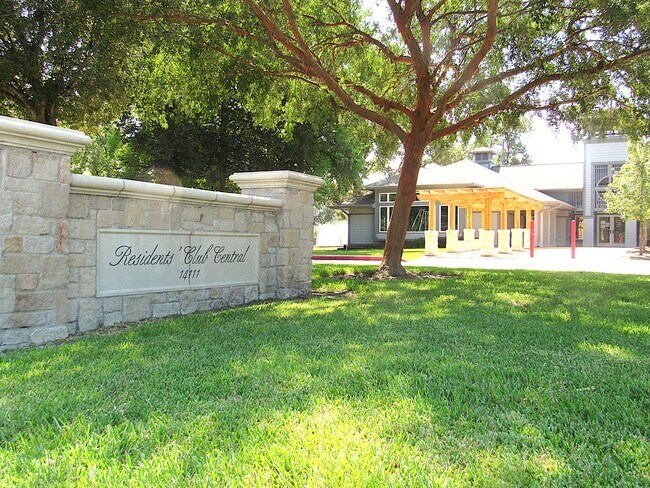 Building Photo - An amazing home in a great location