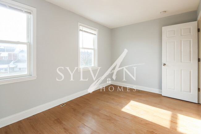 Building Photo - Gorgeous updated 3BR Home in Dundalk!