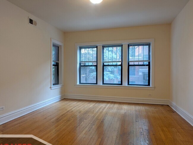 Building Photo - 2524 N Kedzie Blvd
