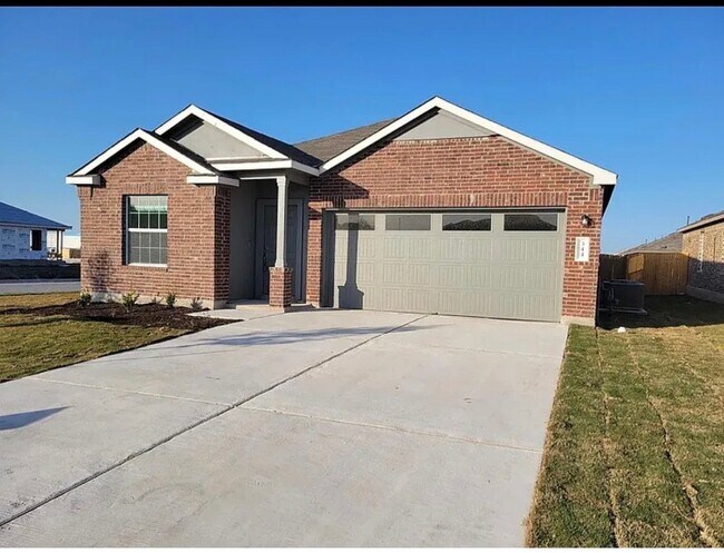 Building Photo - 344 Escondido Cir