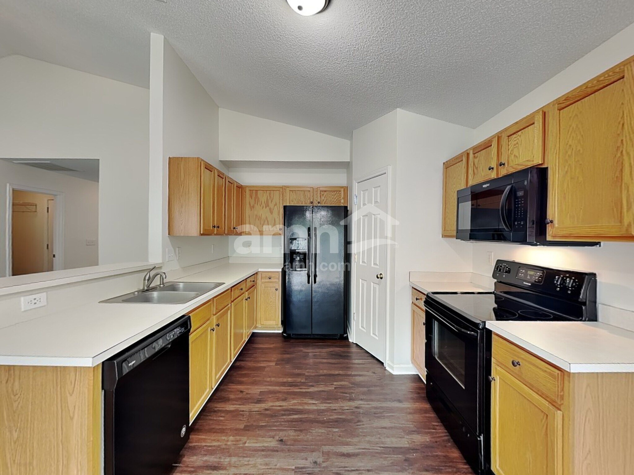 Building Photo - 8526 Appledale Dr