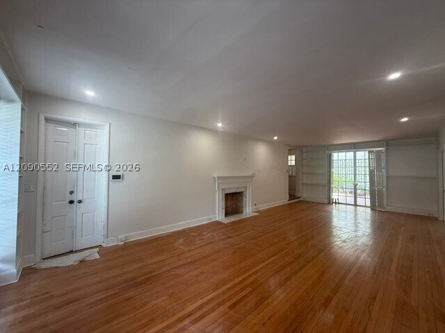 Building Photo - 2805 Segovia St