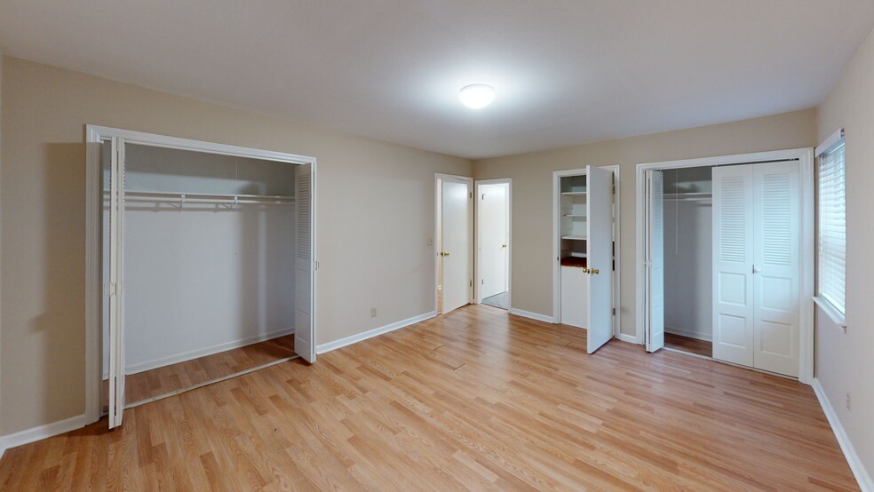 Building Photo - 3076 Speicher Cir