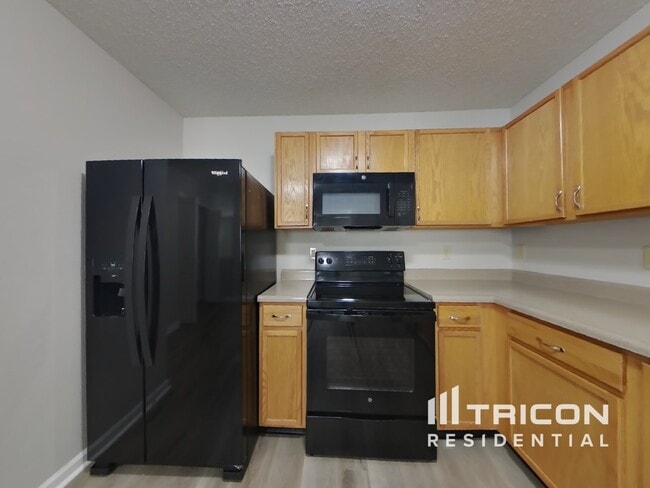 Building Photo - 2840 Redland Ln