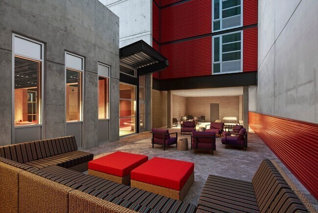 Building Photo - 1515 N Fremont St