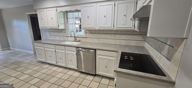 Building Photo - 3325 N Quay Dr