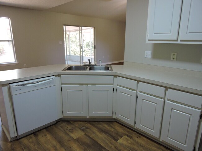 Building Photo - 4738 Connor Dr
