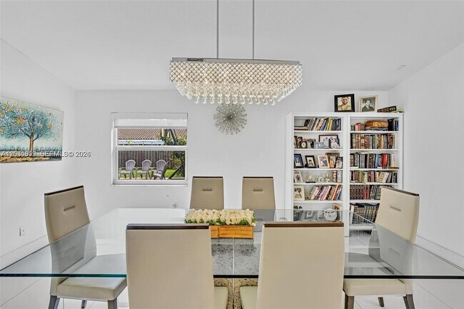 Building Photo - 3877 Bimini Ave