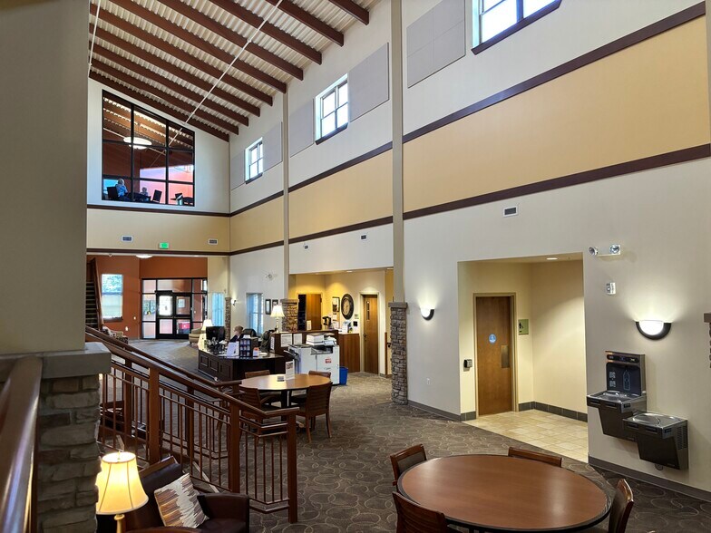 Building Photo - 13890 E Marina Dr