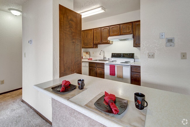 Continental Apartments - Kitchen