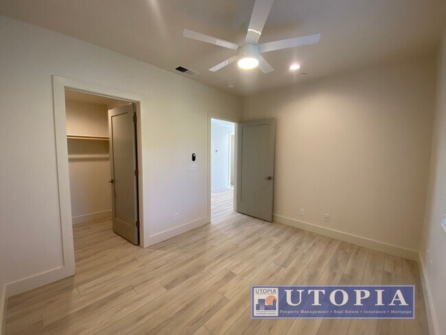 Building Photo - Newly Built 3Bd/2Ba Townhouse Style Home w...