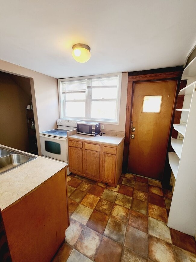 118120 S. Courtland St 118120 S Courtland St East Stroudsburg PA