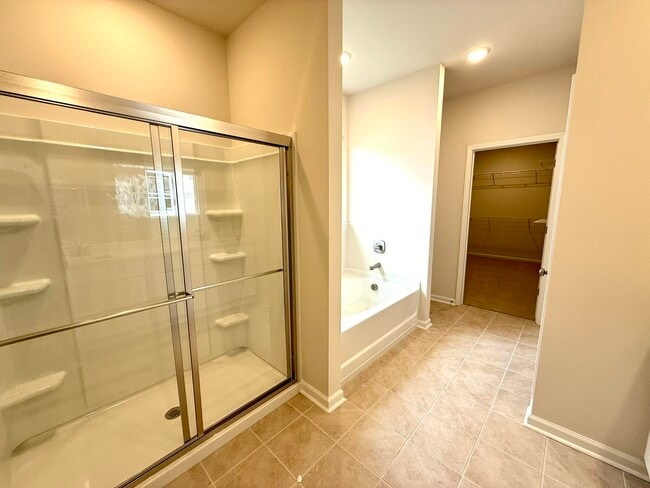 Building Photo - 9093 Malahide Ln