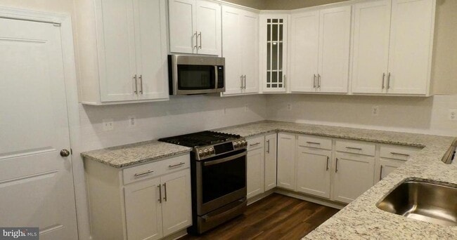 Building Photo - 2329 Stephanie Tessa Ln