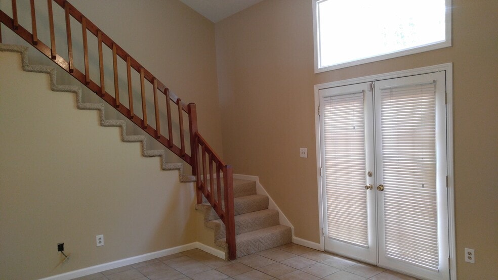 Building Photo - 1924 Cornell Way