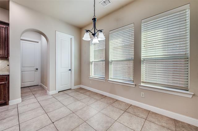 Building Photo - 7495 Perry Dr